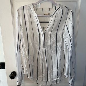 4 for $20 Altar’d state blue and white striped 3/4 sleeve shirt